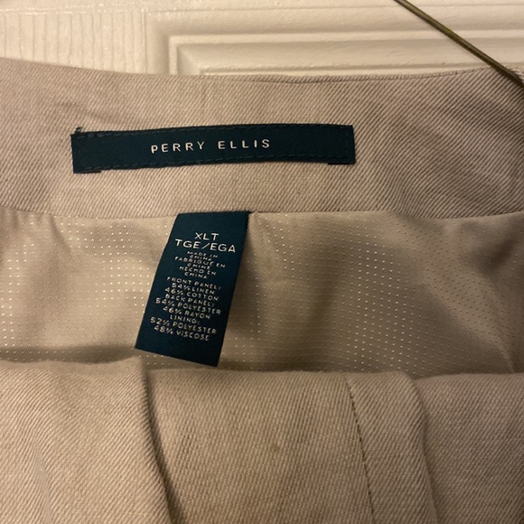 Perry Ellis vest and pants set 2xl tall pants 44x36 this is a Linen set - Picture 2 of 6